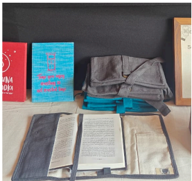 BOOK SLEEVE